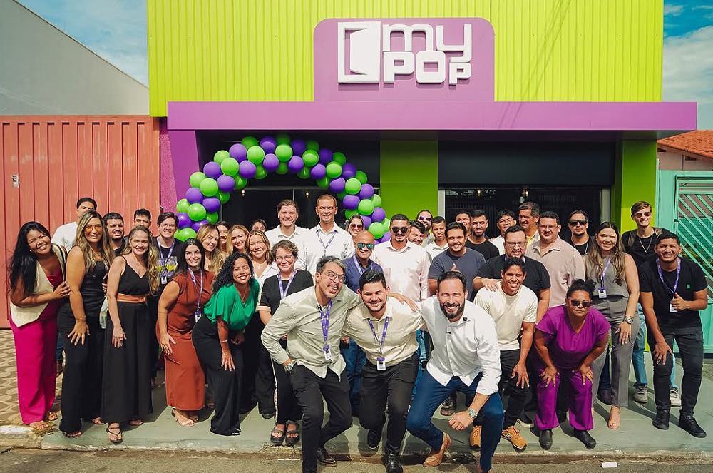 Alessandro Miranda participa da inauguração da MyPop Imobiliária no Cristo Rei